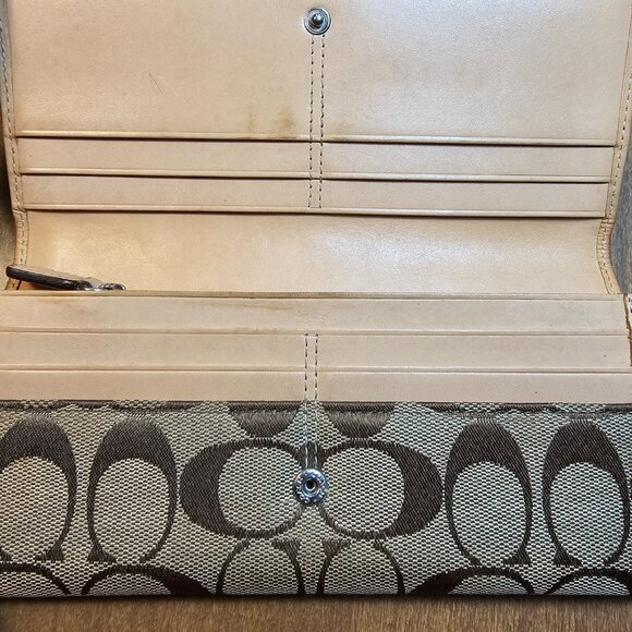 Coach Vintage Logo Monogram Jacquard & Leather Long Wallet - Picture 5 of 7